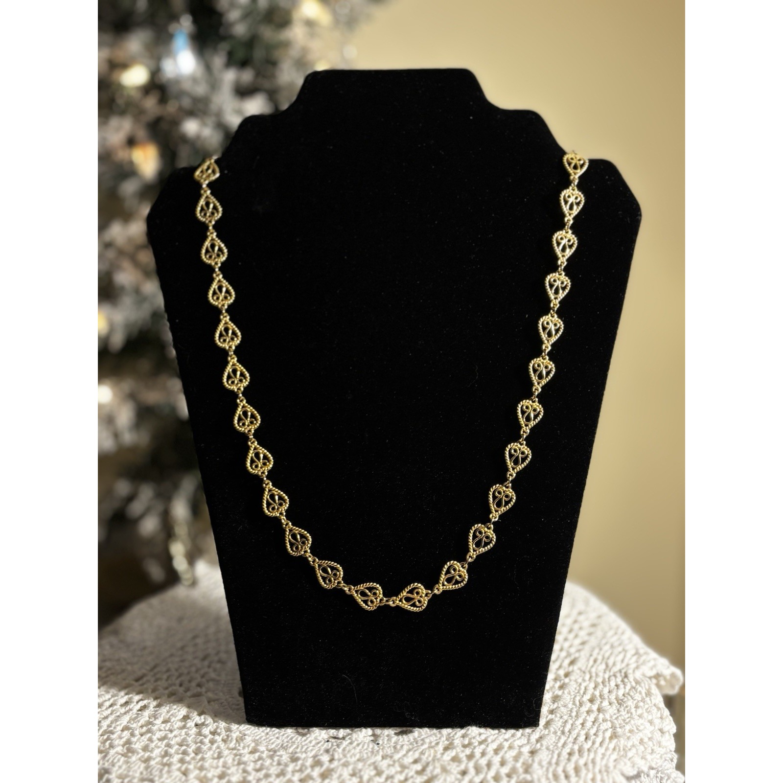 Vtg Avon Sp Simply Hearts Gold Tone Filigree Chain Link Necklace 24